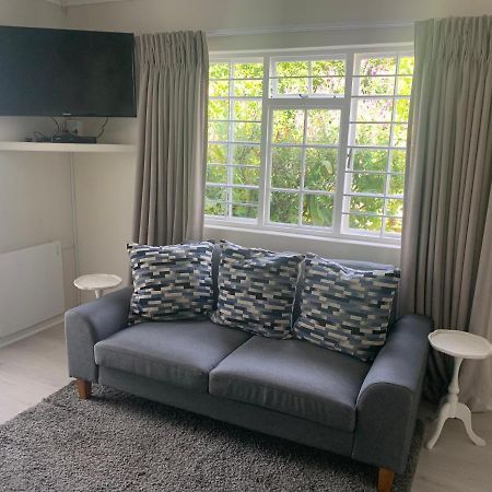 Beluga Of Constantia Guest House Kapstaden Eksteriør billede