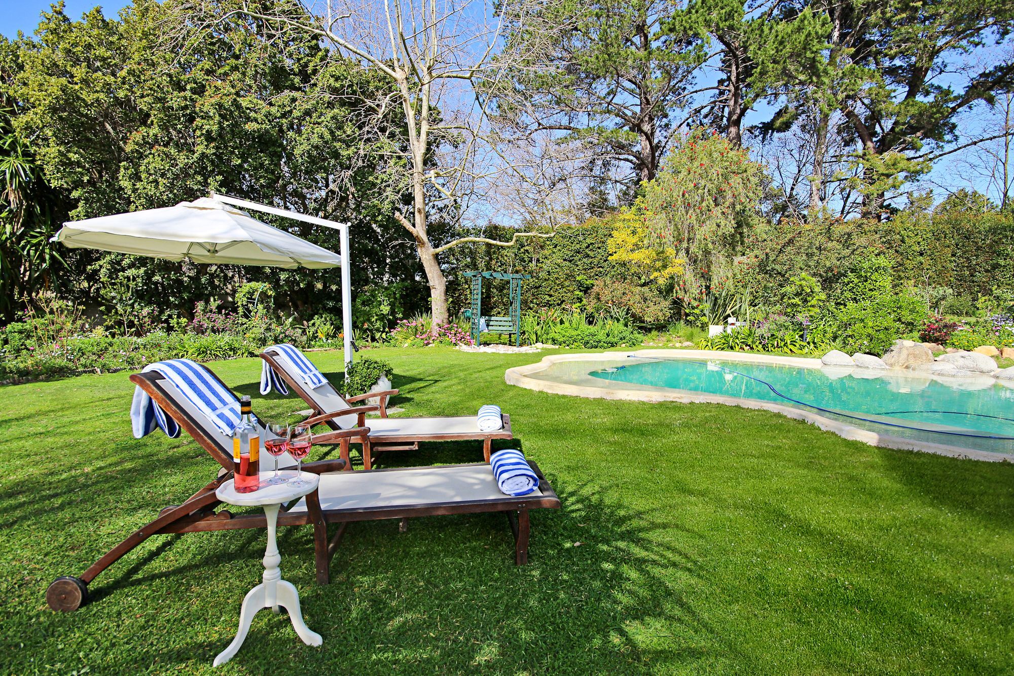 Beluga Of Constantia Guest House Kapstaden Eksteriør billede